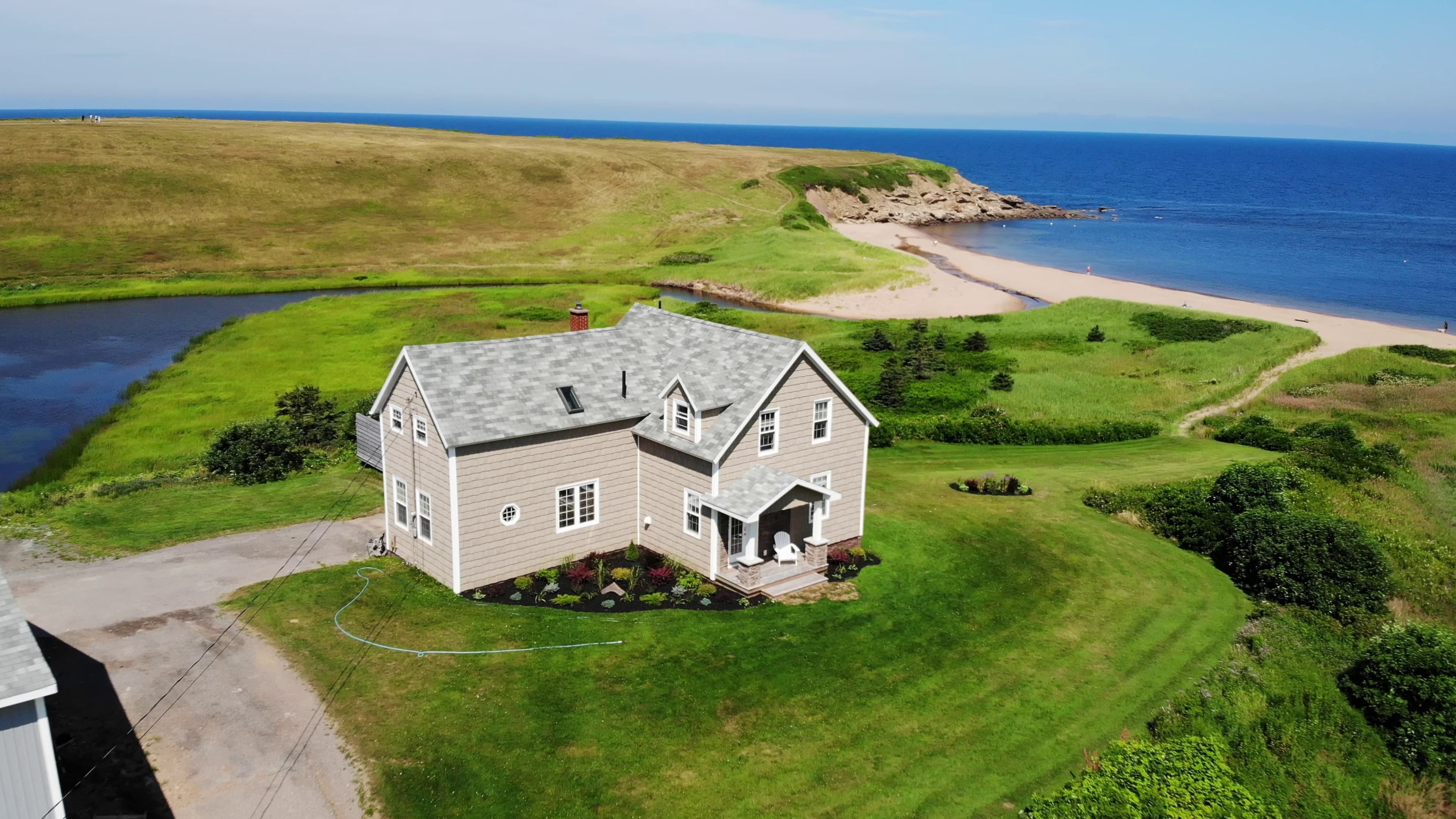 Chatham Oceanfront Cottage